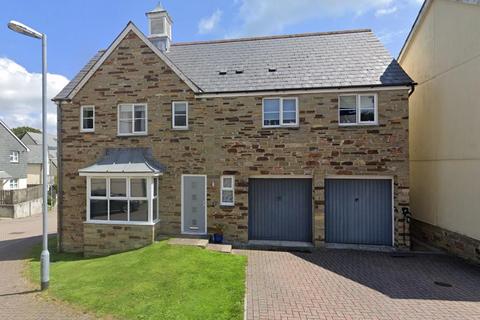 4 bedroom detached house for sale, Lovering Road, St. Austell