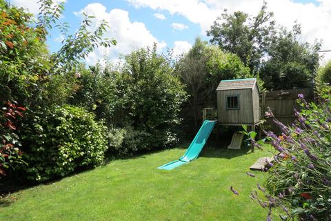 2 Lovering Road, St Austell, PL25 3QH
