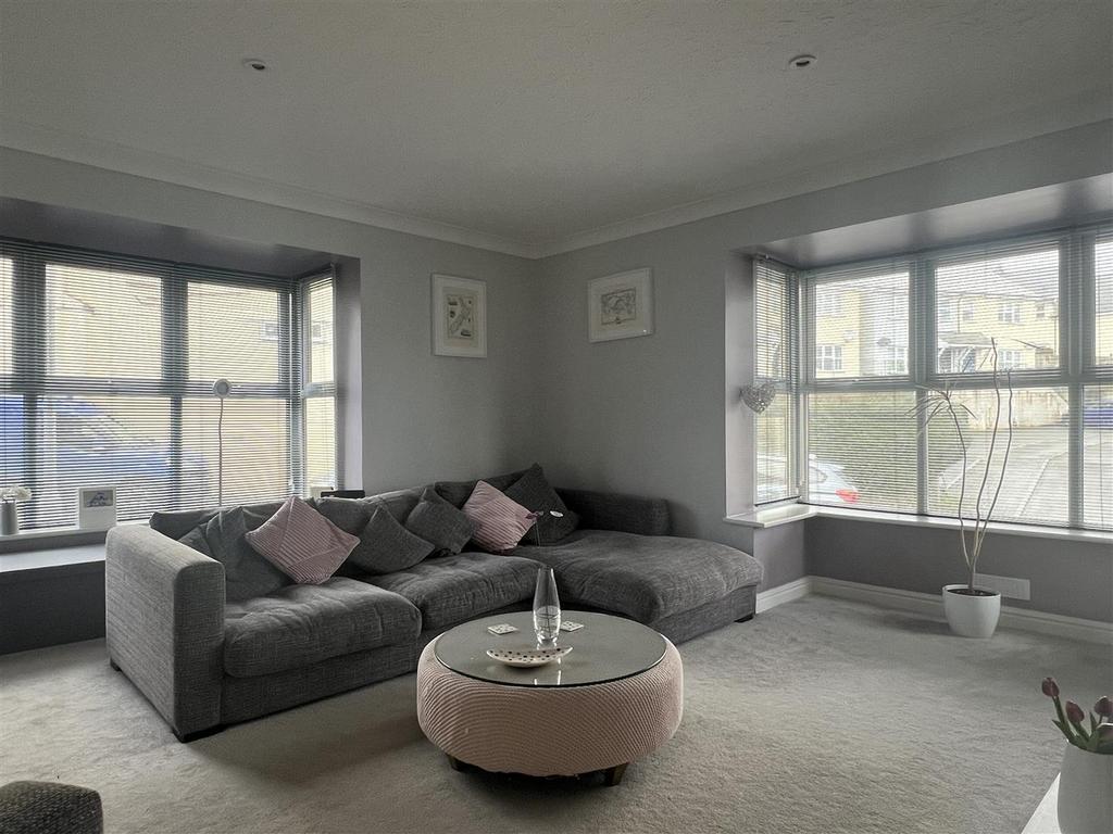 Lounge: