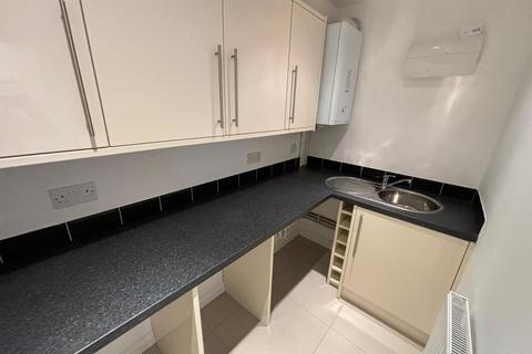 96 Cottingham Drive, Moulton, Northampton, NN3 7LG