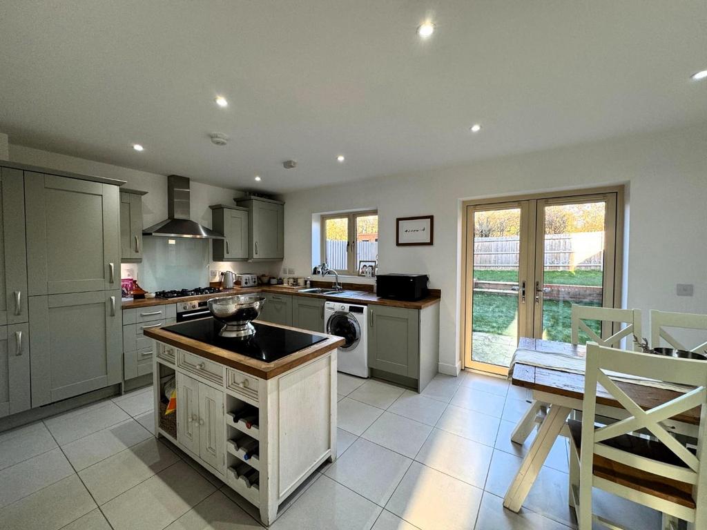 Kitchen/Breakfast Room