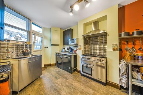 3 Rathfern Road, London, SE6 4NJ