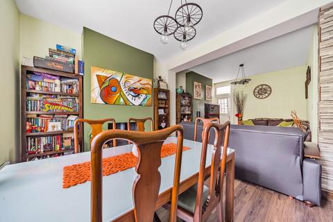 3 Rathfern Road, London, SE6 4NJ