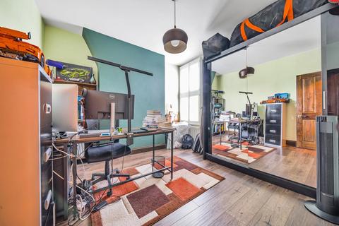 3 Rathfern Road, London, SE6 4NJ
