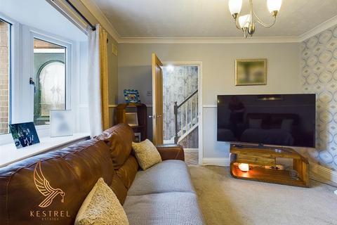 98 Beech Street, South Elmsall, Pontefract, WF9 2LT
