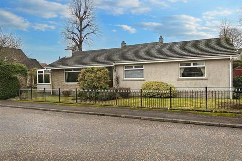 4 bedroom detached bungalow for sale - Friarsfield Road, Lanark