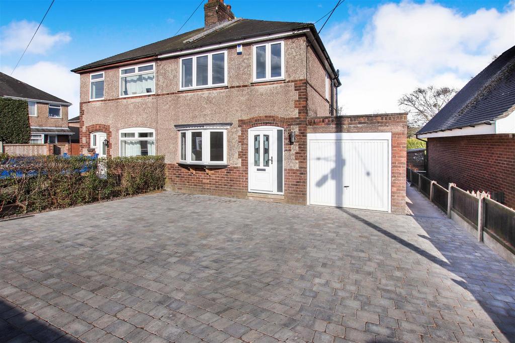 Whetstone Road, Gillow Heath, StokeOnTrent 3 bed semidetached house