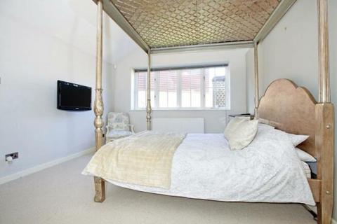 3 bedroom detached house for sale, Benjamin Lane, Wexham SL3