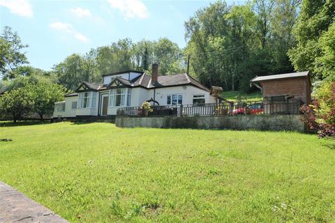 3 bedroom detached bungalow for sale, Hereford HR2