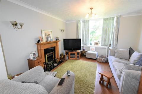 3 bedroom detached bungalow for sale, Hereford HR2