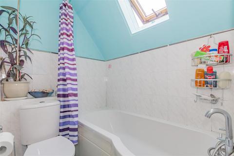 183 Crayford Way, Dartford, DA1 4LS