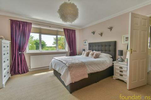 5 bedroom detached house for sale - Barnhorn Road, Bexhill-on-Sea, TN39