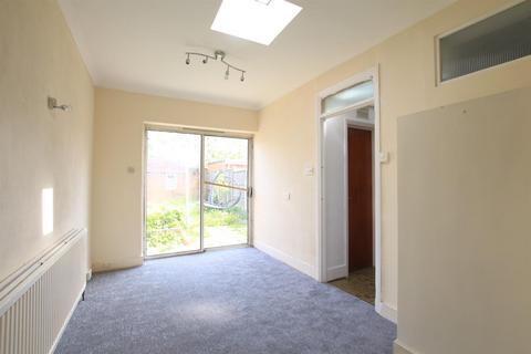 3 bedroom terraced house for sale, Tiverton Road, Hounslow TW3