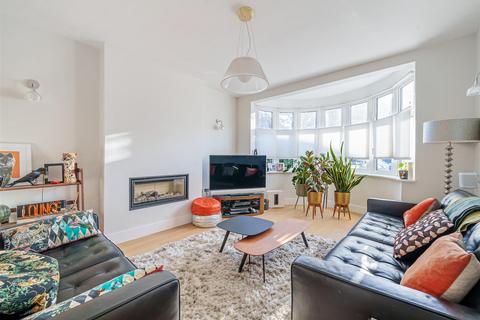 5 bedroom semi-detached house for sale, Helena Road, London, NW10