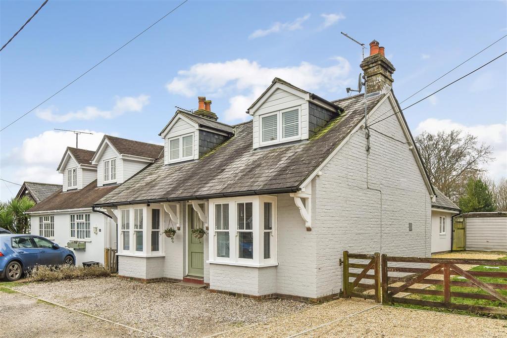 Stroud, Petersfield 4 bed cottage for sale £725,000