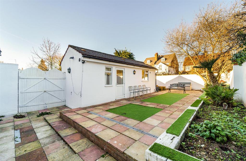 Carlyle Road, Ealing, W5 5 bed semidetached house for sale £1,100,000