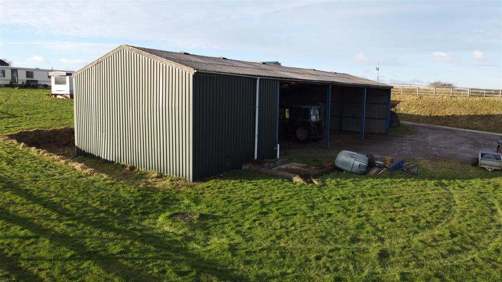 Near Brayford 5 bed property with land for sale £225,000