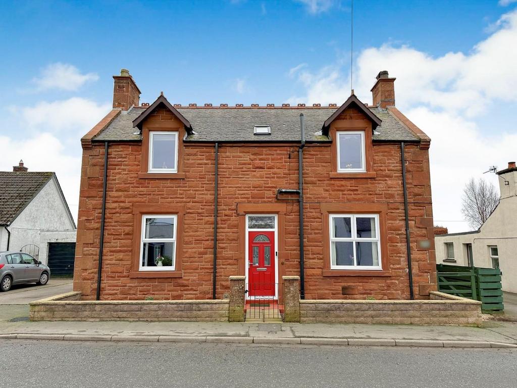 Eaglesfield, Lockerbie, DG11 3 bed detached house £250,000