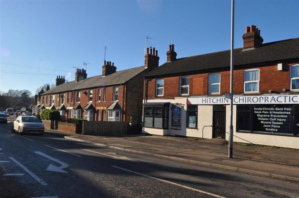 Cambridge Road, Hitchin 2 bed flat for sale £260,000