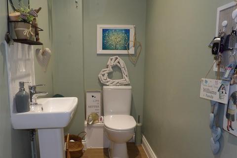 12 Clos Gelli Wen, Alltwen, Swansea, SA8 3DF
