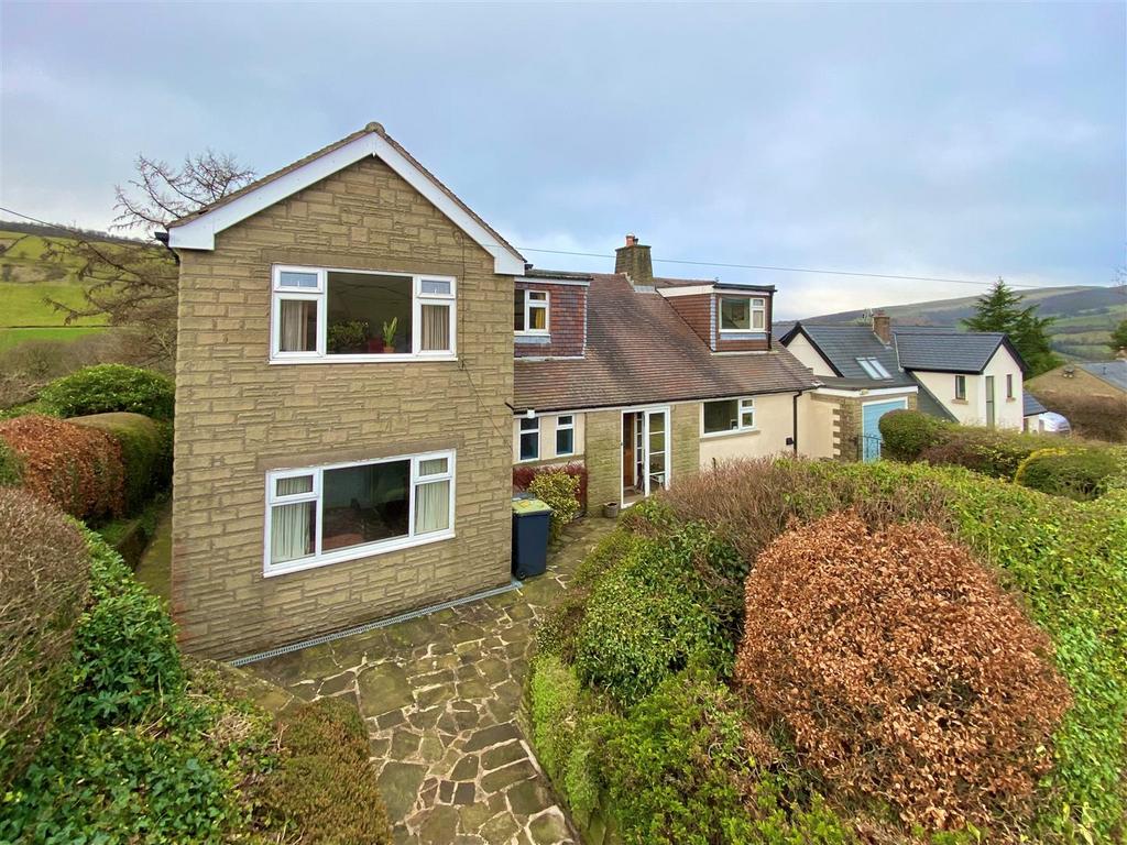 Highgate Road, High Peak SK22 5 bed house for sale £725,000