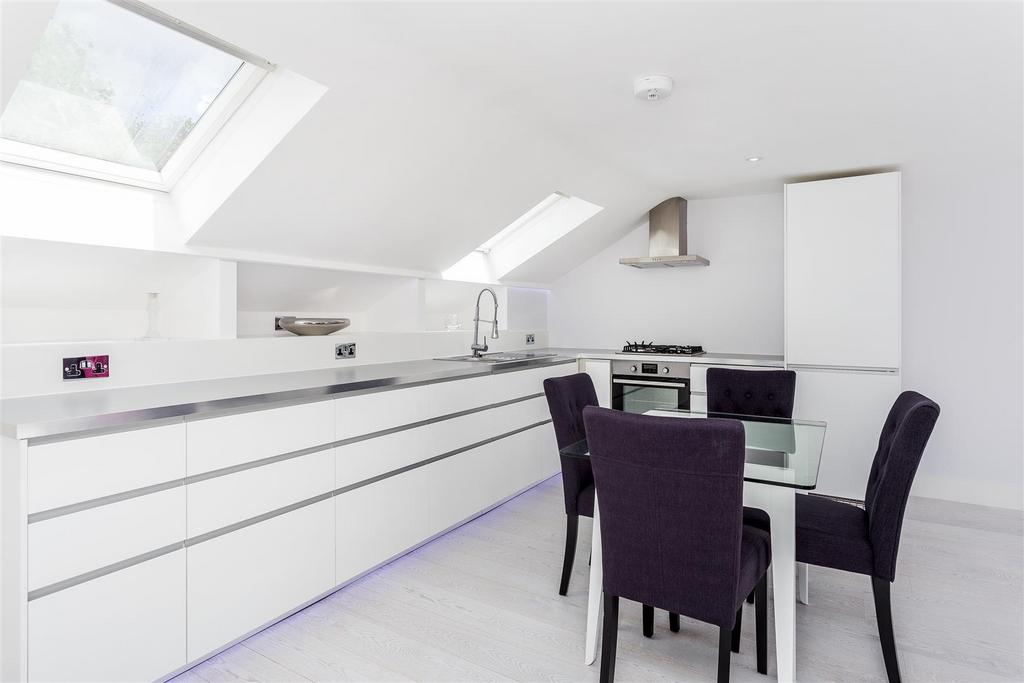 Lettings Hammersmith Cromwell Grove 3c   Kitchen (