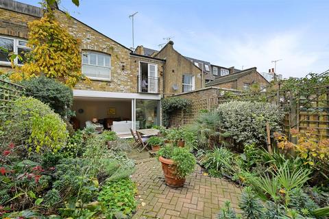 4 bedroom terraced house for sale, Sterne Street, London W12