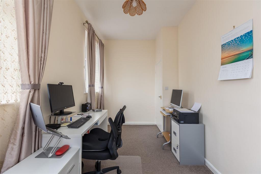 Kirkdale Court 4 Bedroom 2-3.jpg