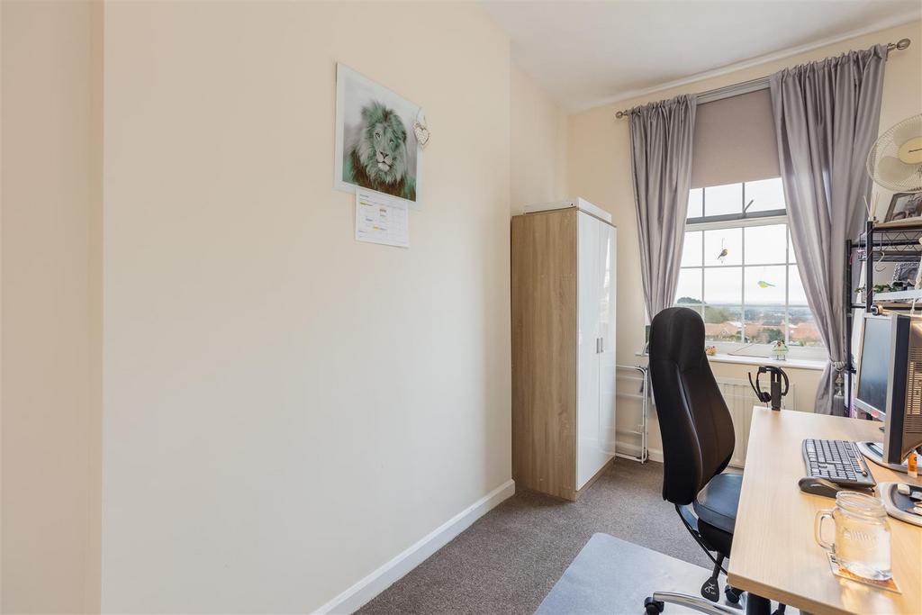 Kirkdale Court 4 Bedroom 3-1.jpg