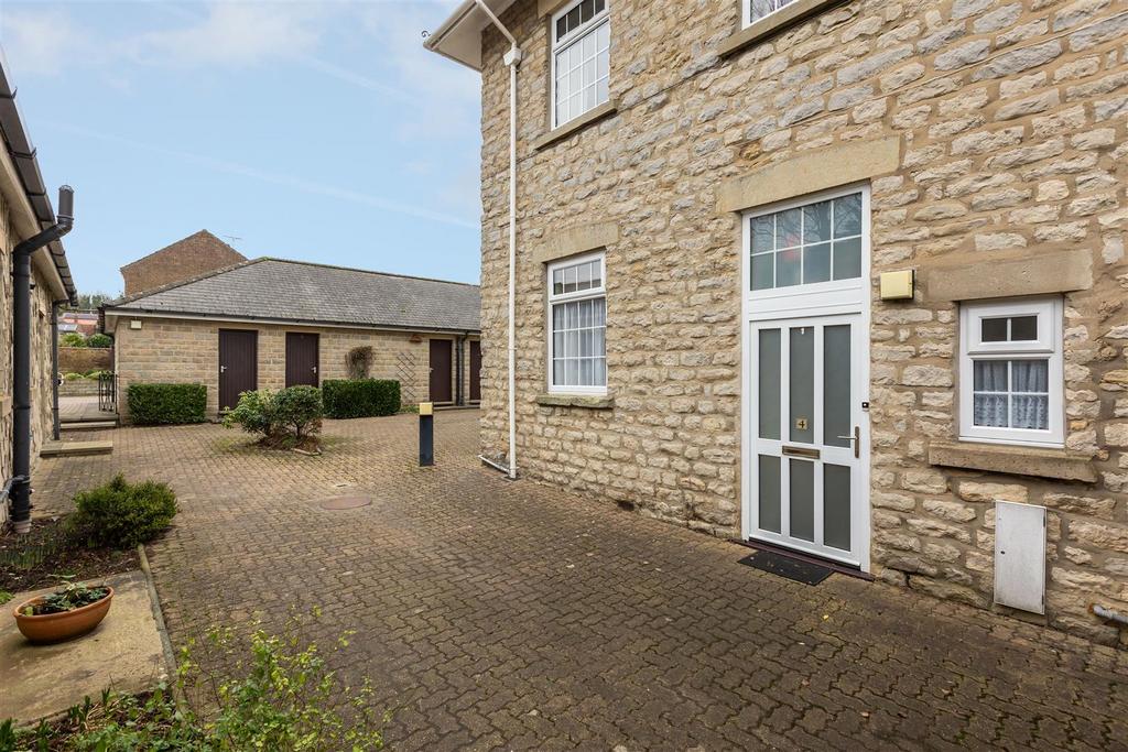 Kirkdale Court 4 External-2.jpg