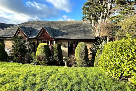 2 bedroom bungalow for sale - Maes Berllan, Llandudno