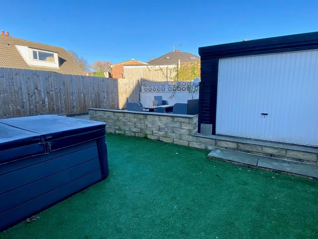 Manor park 44 garage.jpg