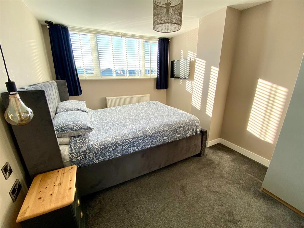 Manor park 44 bed 1.jpg