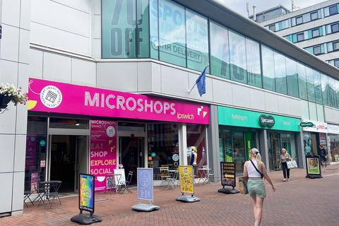 Retail property (high street) to rent, East Gate, Ipswich IP4