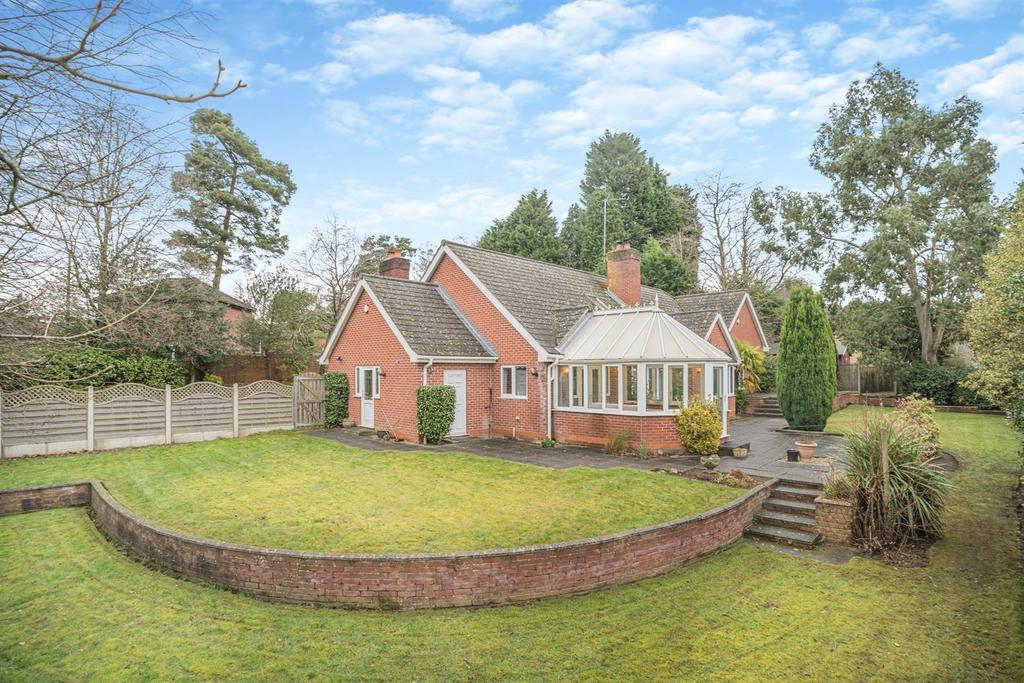 Nottingham Road, Ravenshead 4 bed detached bungalow for sale £785,000