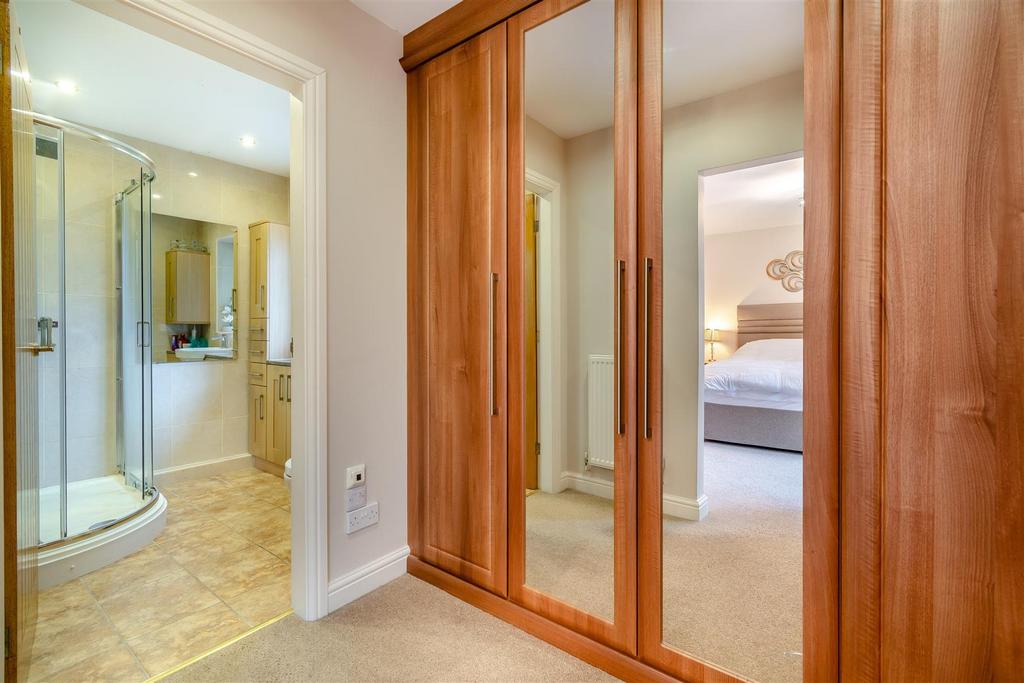 8581163-interior20.jpg