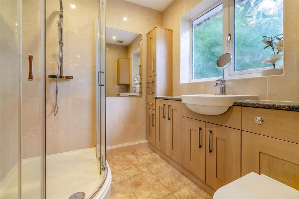 8581163-interior21.jpg