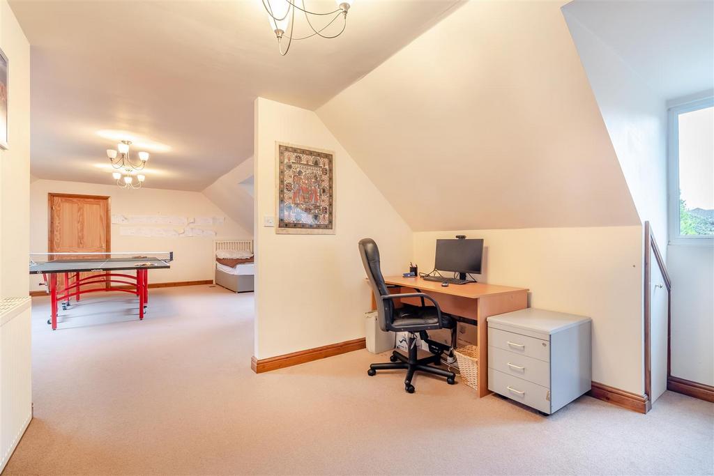 8581163-interior03.jpg