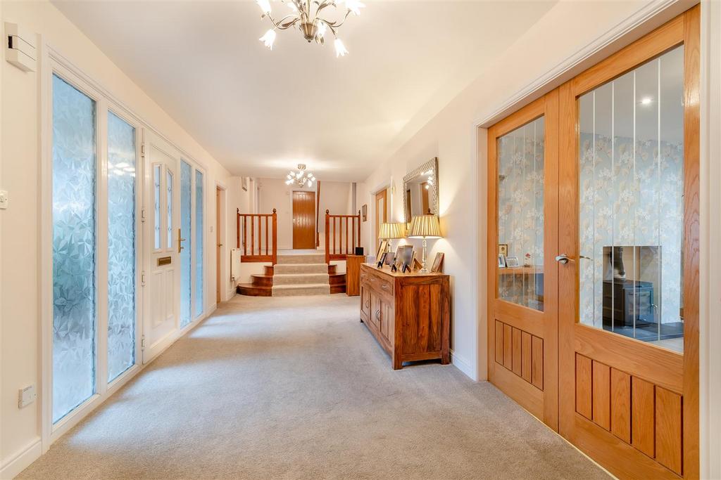 8581163-interior28.jpg