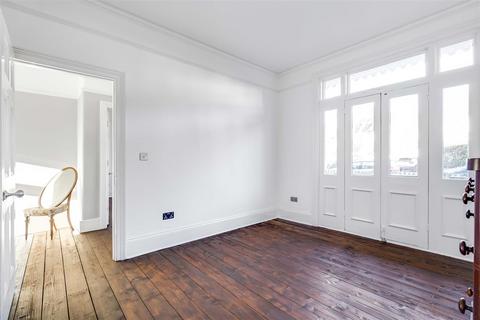 2 bedroom flat to rent, Ormonde Road, East Sheen, SW14