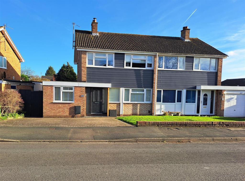 Hampton Dene Road, Hereford sought after area 3 bed semidetached