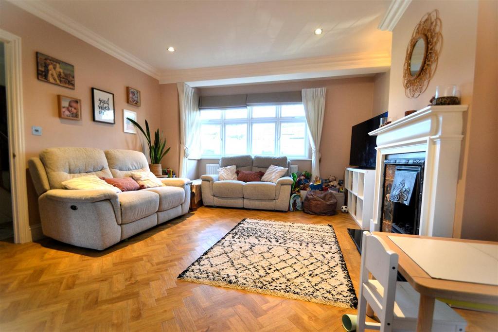 Clock House Road, Beckenham 4 bed terraced house for sale £725,000