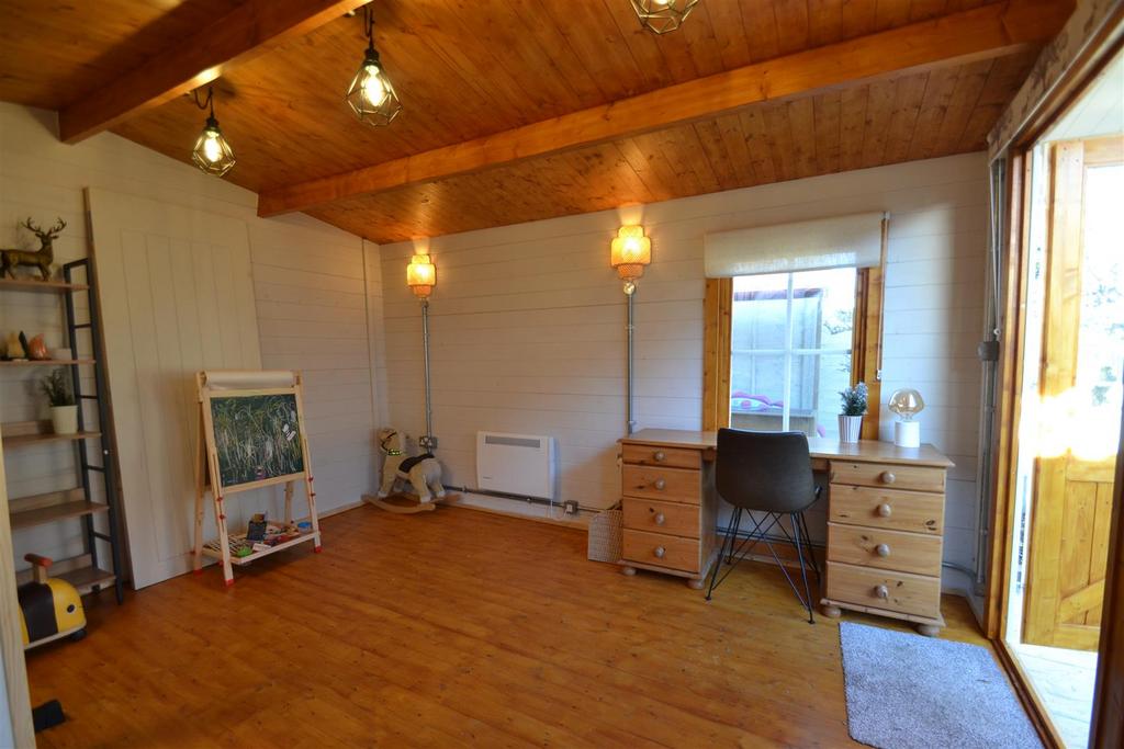 Garden room
