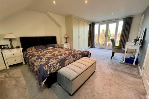 55 Cropthorne Road, Shirley, Solihull, B90 3JW