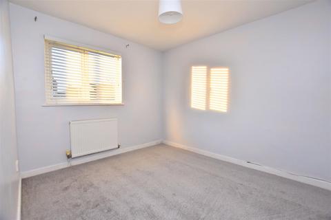 2 Abbotsleigh Road, South Woodham Ferrers, Chelmsford, CM3 5SS