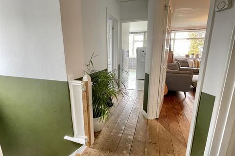 137 Allens Road, Upton, Poole, BH16 5BY