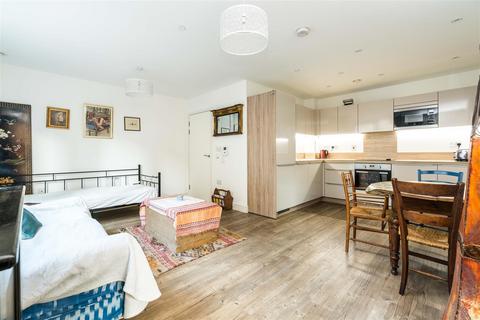 1 bedroom flat for sale, Greenland Place, Naomi Street, Surrey Quays, SE8