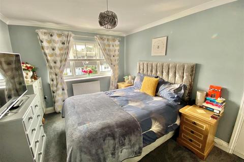 3 bedroom terraced house for sale, Pembroke Road, Macclesfield