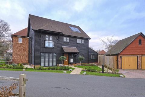 3 bedroom semi-detached house for sale, Hawthornden Grove
