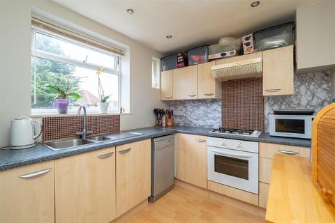 3 bedroom terraced house for sale, Welbeck Road, Sutton